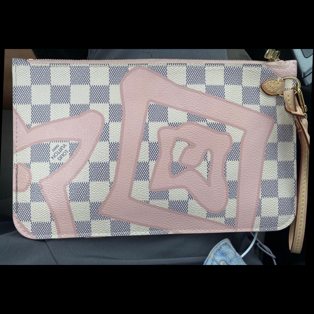 Authentic Louis Vuitton Tahitienne Pouch